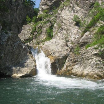 В полите на Стара планина: Котел, Медвен и Жеравна
