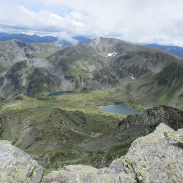 ПО РИЛА ПЛАНИНА – х.Марица , к-с Мальовица – х. Скакавица – екскурзионно летуване